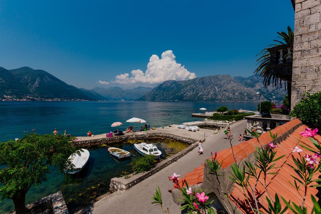 Celine'S Place By The Sea Kotor Exteriör bild